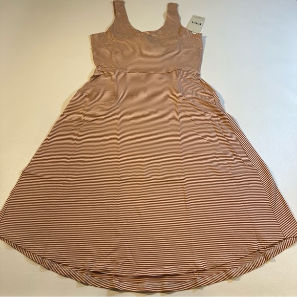 Pact Dresses & Skirts - NWT Pact Organic Cotton Blend Tie Back Fit & Flare Dress In Shell Stripe